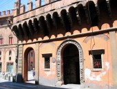 Bologna, Torre degli asinelli