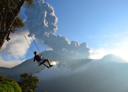 "Fine del mondo" di Sean Hacker Teper