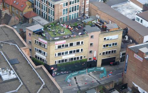 Queen of Hoxton (1)