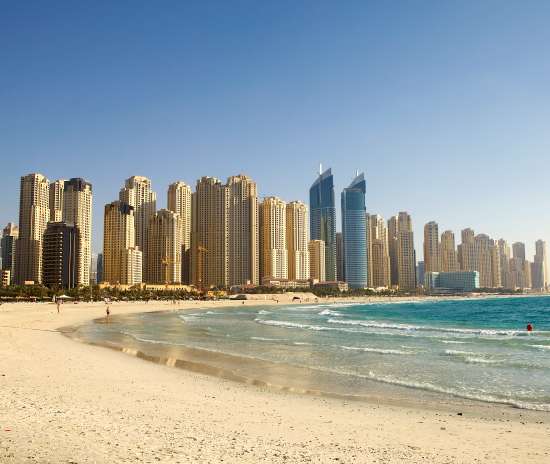 La spiaggia urbana di Dubai