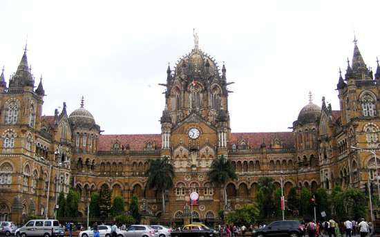 Chhatrapati Shivaji Terminus di Calcutta, patromonio dell'Unesco e quartier generale delle ferrovie indiane.