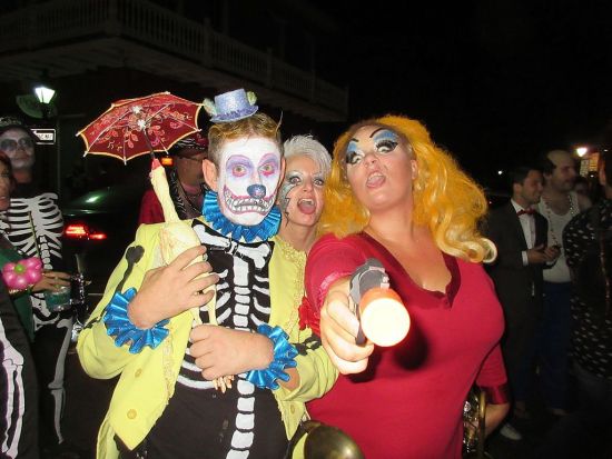 Halloween_Saturday_Night_in_Lower_French_Quarter_New_Orleans_2016_21