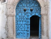 Tunisia, Porta Tunisia, Porta