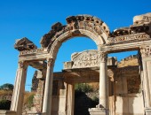 Porta di Adriano Turchia, Porta di Adriano