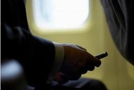 Telefonini in volo: sfatato un tabù
