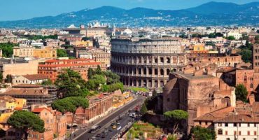 Roma e Firenze: tasse ai turisti