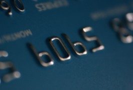Compagnie aeree: 5 nuove tasse per il 2011