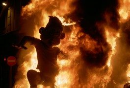 Las Fallas: fantocci in fiamme nella Spagna più tradizionale