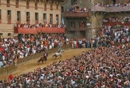 Tutti a Siena per il Palio!