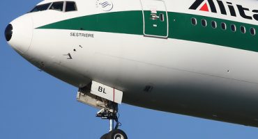 La cicogna sul volo Alitalia Milano – Parigi