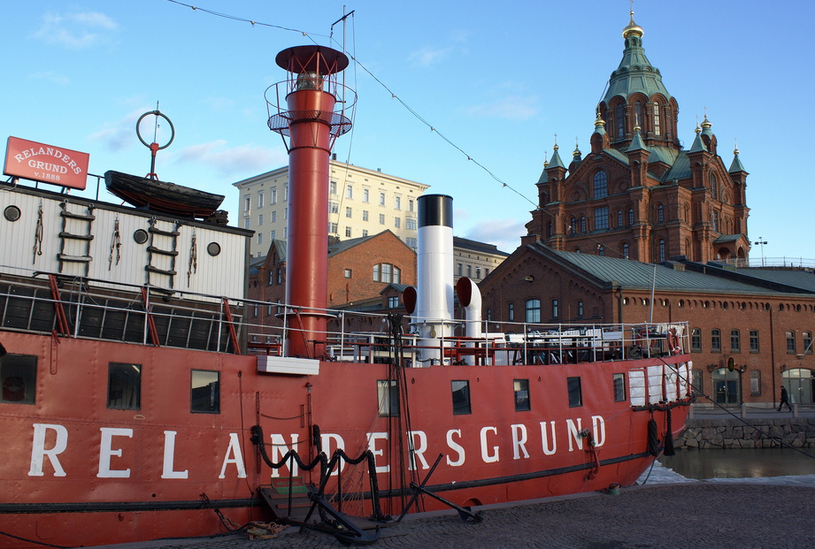 Nave-faro