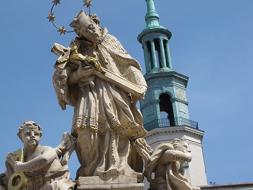 Statua
