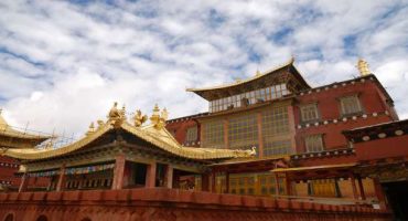 Tibet: in fiamme il “paradiso terrestre” di Shangri-la