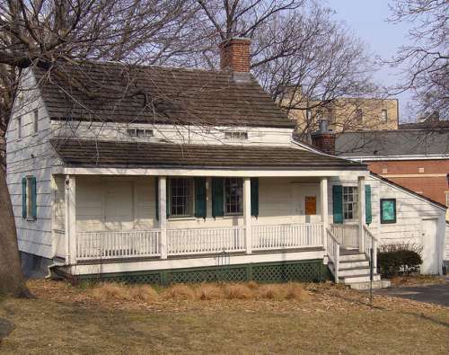 La casa di Edgar Allan Poe nel Bronx