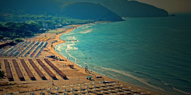 Le Migliori Spiagge Vicino A Roma Il Magazine Del Viaggiatore