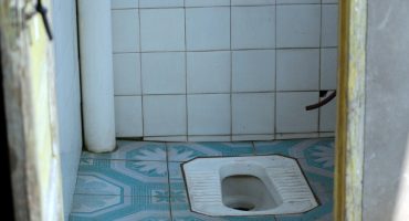 Cina, la rivoluzione culturale…dei bagni