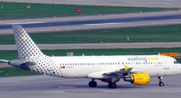 Vueling, nuove rotte e voli speciali per Pasqua