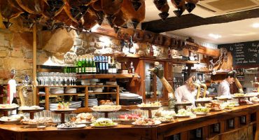 La Spagna e Napoli celebrano le tapas