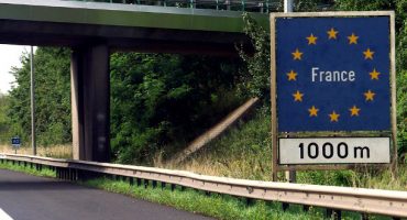 La Francia sospende Shengen per un mese