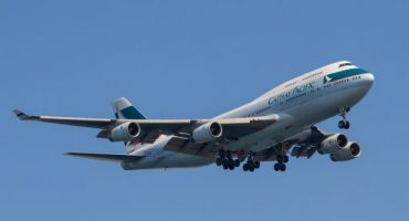 Cathay Pacific, promozione per volare in Business Class
