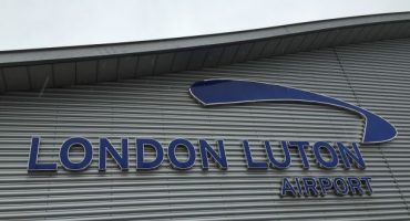 Londra: sciopero dei tassisti all’aeroporto di Luton