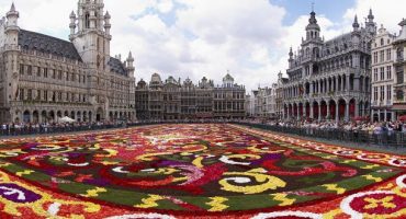 Flower Carpet: la Grand Place di Bruxelles in fiore