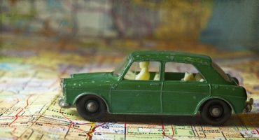 Passaggi in auto: il vademecum del viaggiatore guidatore