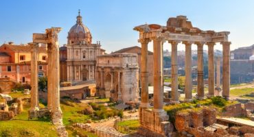 Ryanair festeggia 30 anni con 12 nuove rotte da Roma