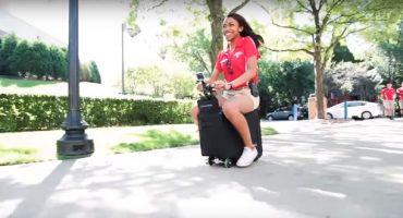 Viaggi e tecnologia: le valigie più innovative del momento
