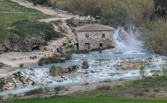 Saturnia