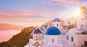 Santorini: la guida per un road trip nel cuore delle Cicladi